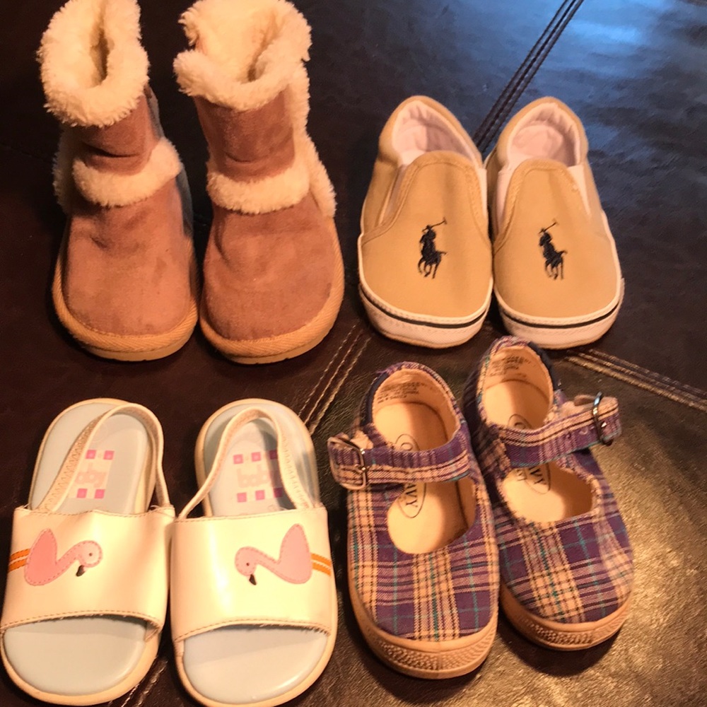 Girls size 4 toddler bundle of shoes
